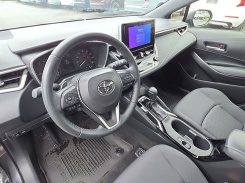 Used 2025 Toyota Corolla SE FWD image 7