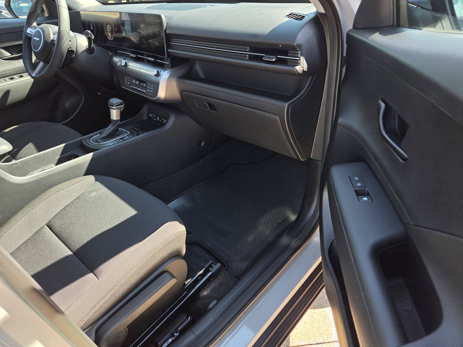 New 2027 Hyundai Kona SEL Sport FWD image 7