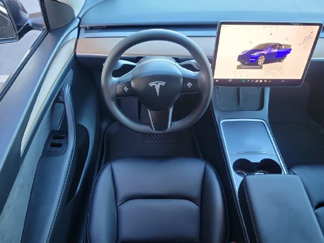 Used 2024 Tesla Model Y Long Range AWD/4WD image 7