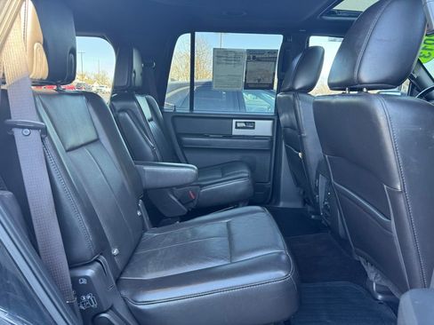 Used 2013 Ford Expedition Limited image 19