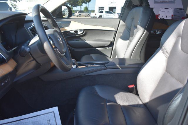 Used 2024 Volvo XC90 T8 Plus w/ Protection Package Premier AWD/4WD image 15