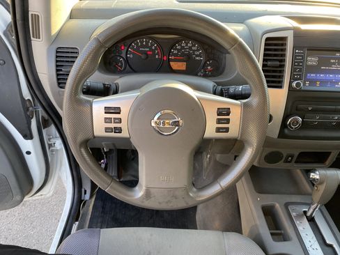 Used 2019 Nissan Frontier S image 12