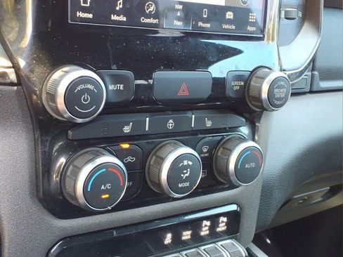 Used 2022 RAM 1500 Big Horn w/ Built-to-serve Edition AWD/4WD image 7