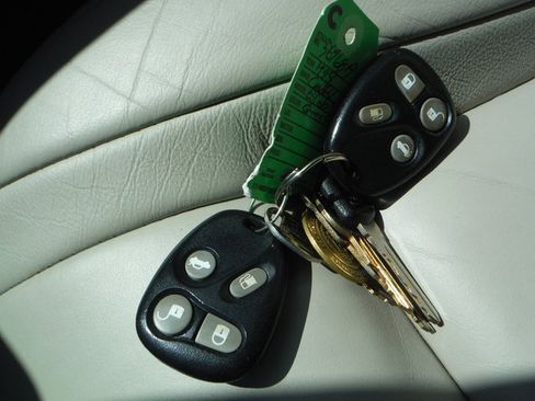 Used 1998 Cadillac Eldorado FWD image 34