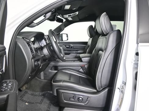 Used 2024 RAM 1500 Limited AWD/4WD image 21