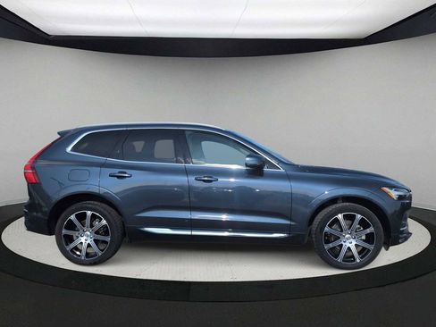 Used 2021 Volvo XC60 T5 Inscription w/ Advanced Package image 9