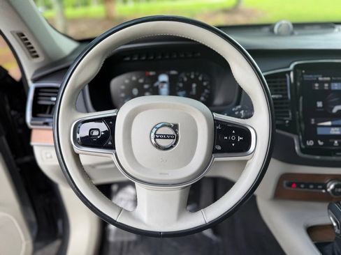Used 2017 Volvo XC90 T6 Inscription w/ Vision Package AWD/4WD image 25