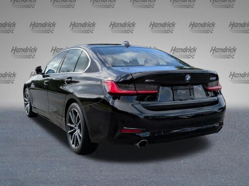 Used 2020 BMW 330i xDrive Sedan w/ Premium Package AWD/4WD image 9