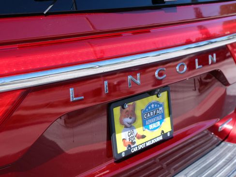 Used 2015 Lincoln Navigator 4WD image 15