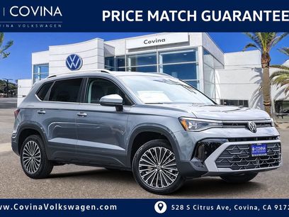 New 2025 Volkswagen Taos SE