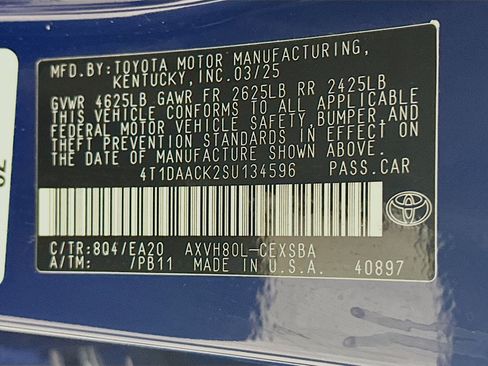 Used 2025 Toyota Camry SE w/ Convenience Package FWD image 12