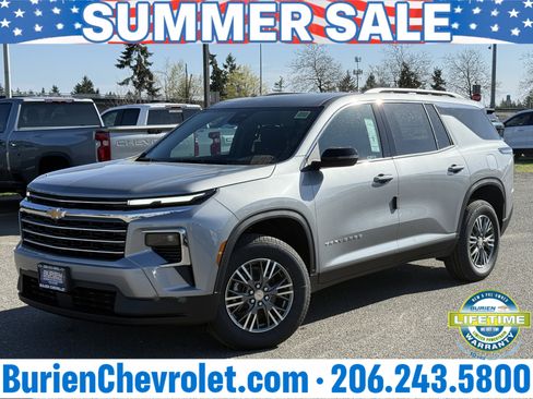 New 2026 Chevrolet Traverse LT AWD/4WD image 1