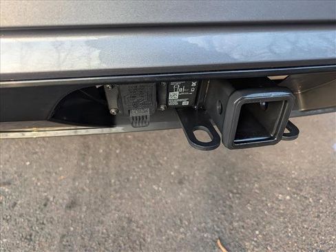 Used 2025 Volkswagen Atlas SEL Premium R-Line image 24