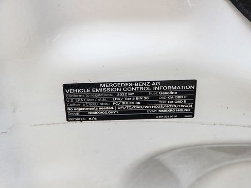 Used 2022 Mercedes-Benz C 300 Sedan image 40