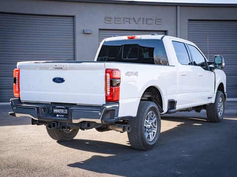 Used 2024 Ford F250 Lariat AWD/4WD image 7