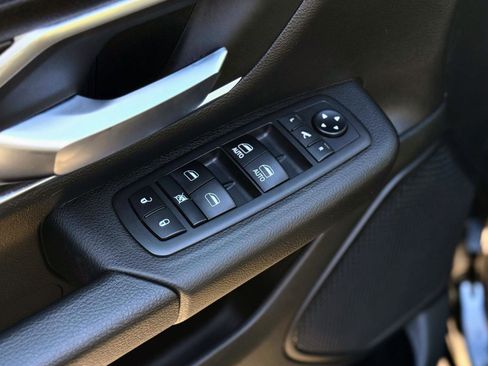 Used 2019 RAM 1500 Big Horn image 12