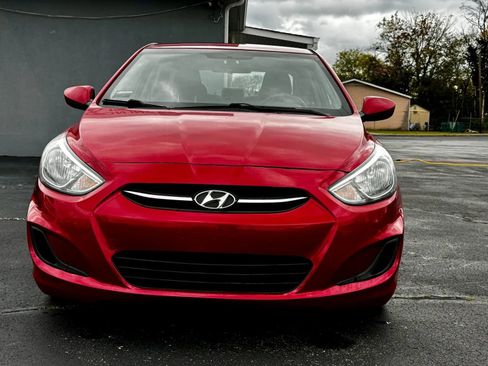 Used 2015 Hyundai Accent GLS image 2