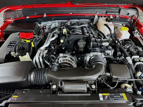 Certified 2024 Jeep Wrangler Rubicon image 40