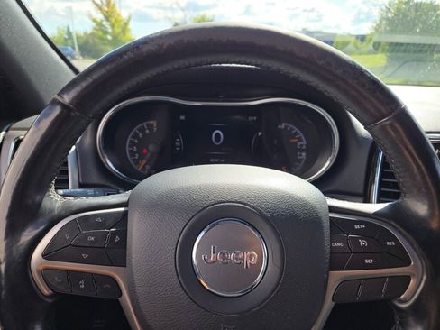 Used 2020 Jeep Grand Cherokee Limited image 33