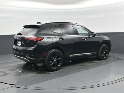 Used 2021 Buick Envision Essence w/ Technology Package I image 3