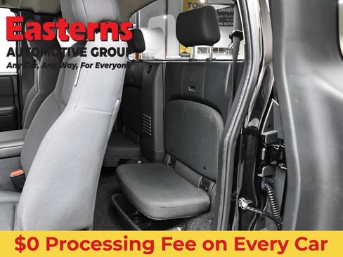Used 2022 Nissan Frontier S RWD image 21