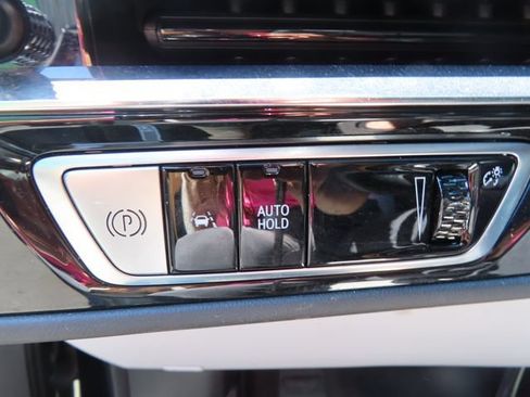 Certified 2024 Cadillac Lyriq Sport w/ LPO, Floor Liner Package AWD/4WD image 37