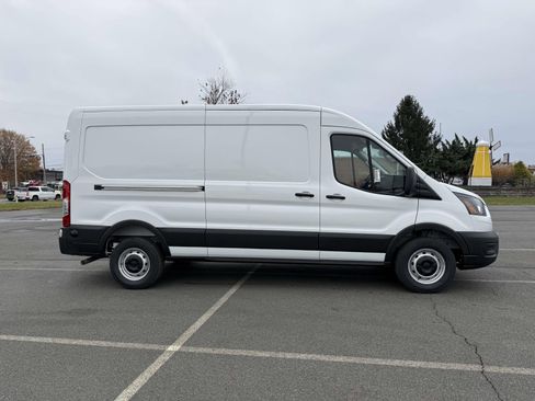 New 2026 Ford Transit 150 148 Medium Roof w/ Load Area Protection Package image 2