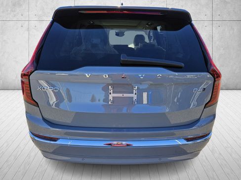 New 2026 Volvo XC90 B6 Ultra w/ Protection Package image 6