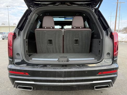 Used 2020 Cadillac XT6 Premium Luxury image 11