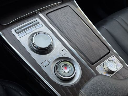 Used 2024 Genesis GV80 2.5T image 33