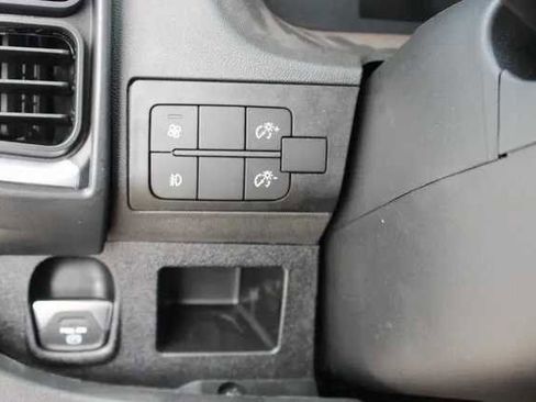 New 2024 RAM ProMaster 1500 w/ Quick Order Package 22G SLT image 10