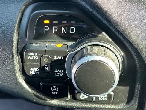 Used 2022 RAM 1500 Big Horn w/ Built-to-serve Edition image 34