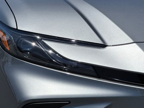 New 2026 Toyota Camry SE FWD image 10