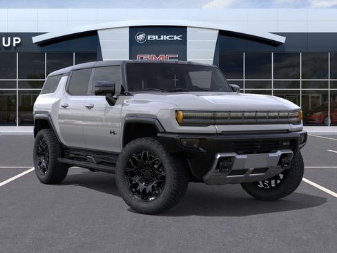 New 2026 GMC Hummer EV SUV w/ LPO, Dark Essentials Package AWD/4WD image 7