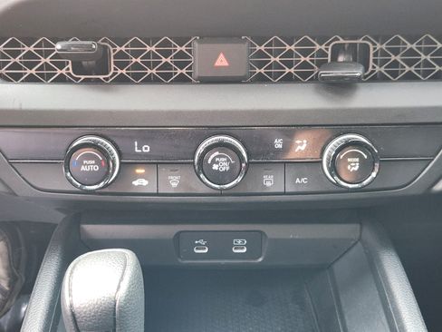 Certified 2025 Honda Accord LX image 20