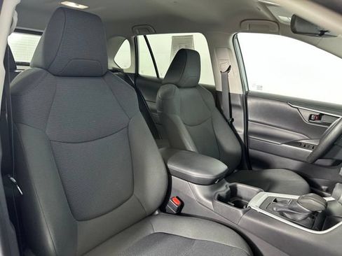 Used 2023 Toyota RAV4 LE AWD/4WD image 27