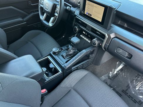 Used 2025 Toyota 4Runner SR5 image 16