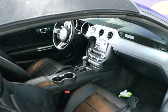 Used 2015 Ford Mustang Premium RWD image 10