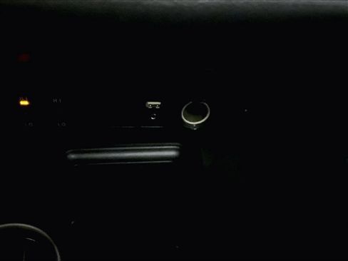 Used 2014 Toyota RAV4 Limited w/ Technology Package image 27