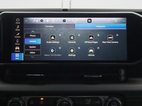 New 2025 Jeep Gladiator High Tide image 26