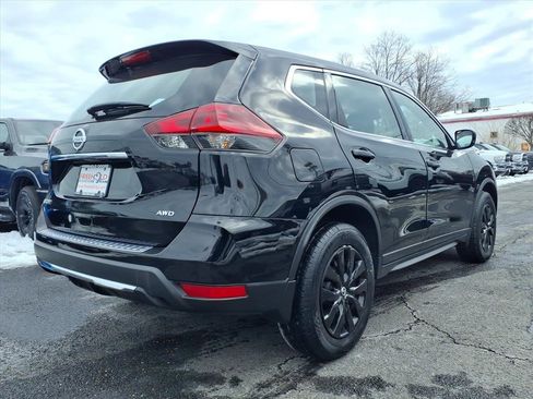 Used 2020 Nissan Rogue S image 18