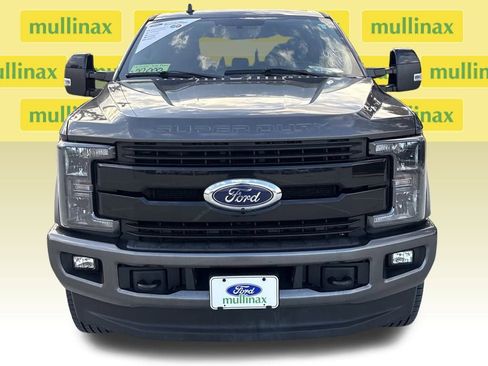 Used 2019 Ford F350 Lariat image 16