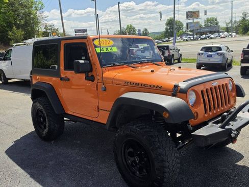 Used 2012 Jeep Wrangler Rubicon w/ PWR Convenience Group AWD/4WD image 5