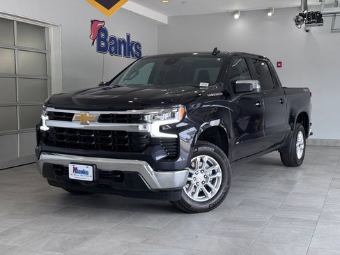 Certified 2023 Chevrolet Silverado 1500 LT AWD/4WD image 2