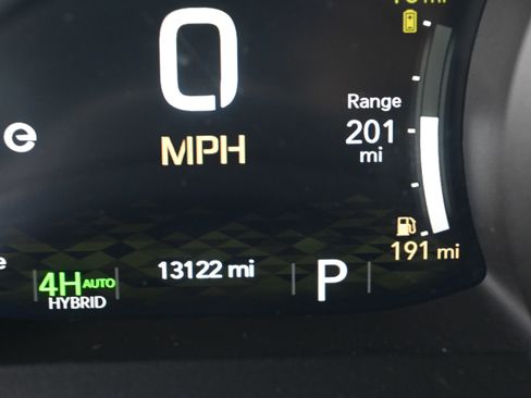 Used 2025 Jeep Wrangler Sahara image 16