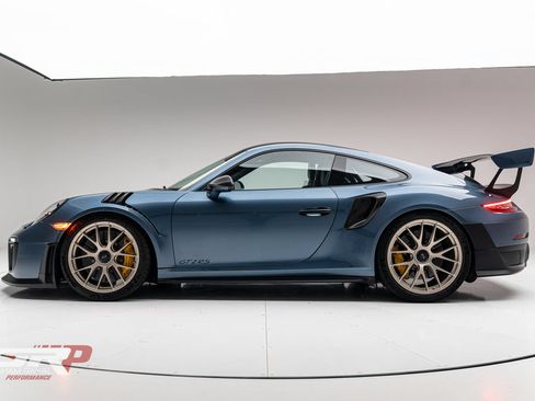 Used 2018 Porsche 911 GT2 RS RWD image 5