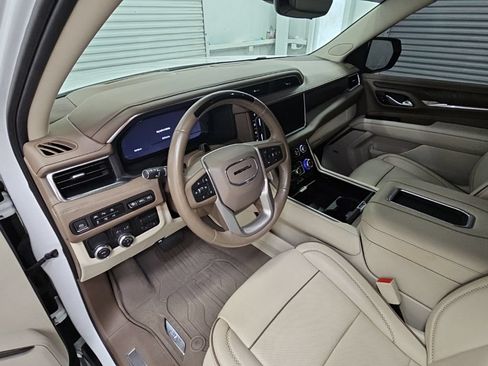 Certified 2023 GMC Yukon XL Denali w/ Denali Reserve Package RWD image 12