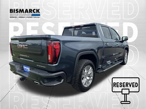 Used 2022 GMC Sierra 1500 Denali w/ Driver Alert Package II AWD/4WD image 3
