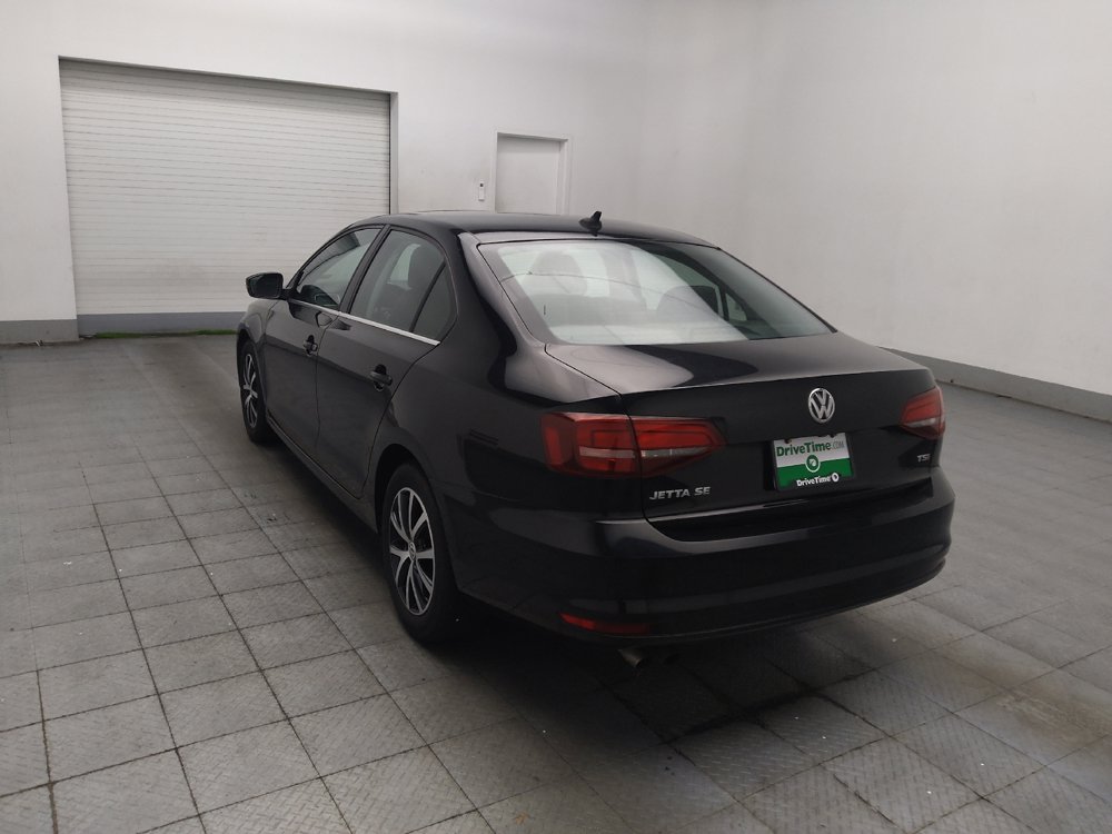 Used 2017 Volkswagen Jetta SE FWD image 5