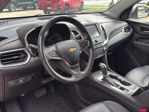 Used 2018 Chevrolet Equinox LT FWD image 11